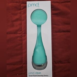 PMD Teal Facial Cleansing Tool